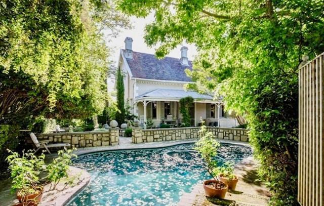 Dream Guest In Fabulous Edwardian Claremont